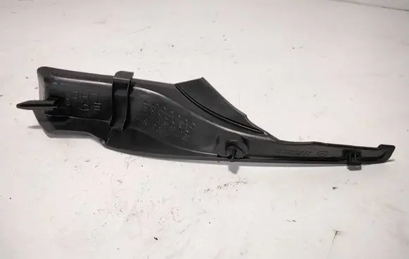 Mazda CX-7 Windshield trim EH1051PB1