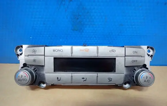 Ford Mondeo MK IV Climate control unit AS7T18C612AB WAGA08633