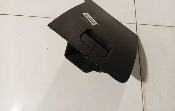 Volkswagen PASSAT B6 Glove box 3C1857921