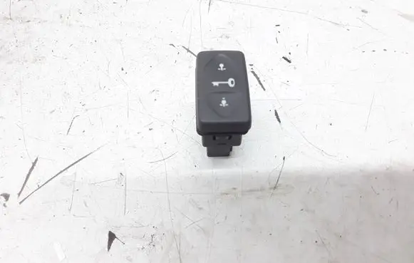 Land Rover Freelander Central locking switch button YUF101530LNF