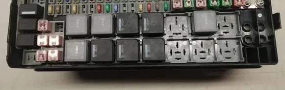 Land Rover Range Rover Sport L320 Fuse box set YMB506720A EG273456305