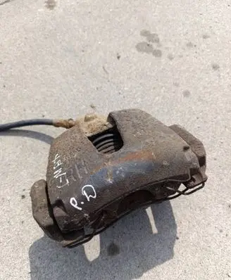 Ford C-MAX I Front brake caliper