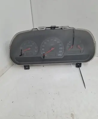 Speedometer (instrument cluster)