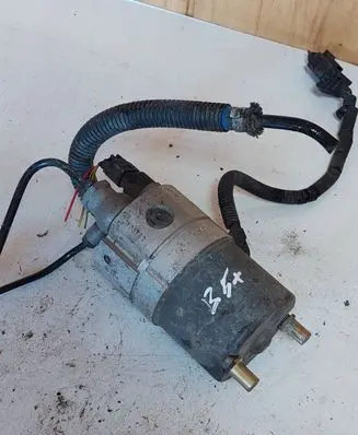 Volkswagen PASSAT B5.5 Brake power pressure regulator 8E0614175D