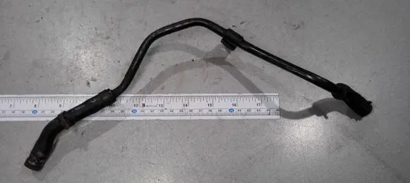 KIA Carnival Engine coolant pipe/hose 4L2101