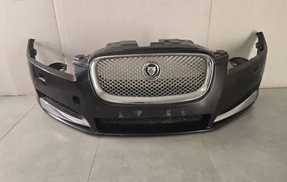 Jaguar XF X250 Front bumper CX2317C831 15034285