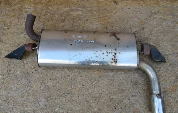 Ford Focus Rear muffler/silencer tail pipe 82013411 ACEZA