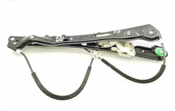 BMW 1 E81 E87 Front window lifting mechanism without motor 7067796S 7138466E