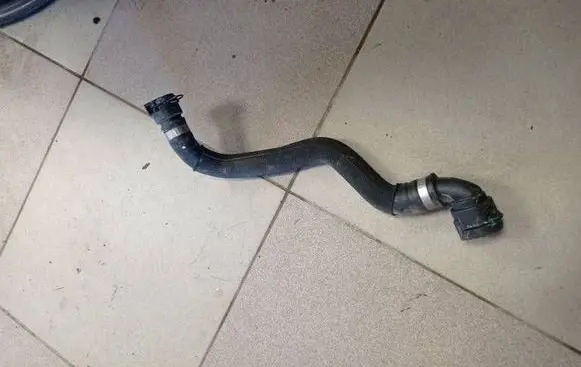 Mercedes-Benz EQS X296 Brake vacuum hose/pipe A008997