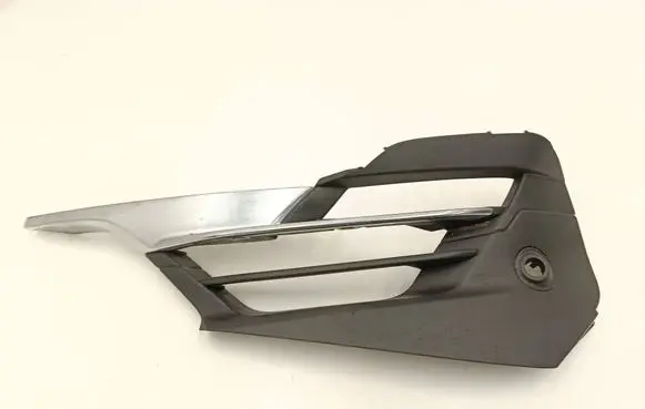 BMW 2 F46 Front bumper lower grill 7460163 7460193