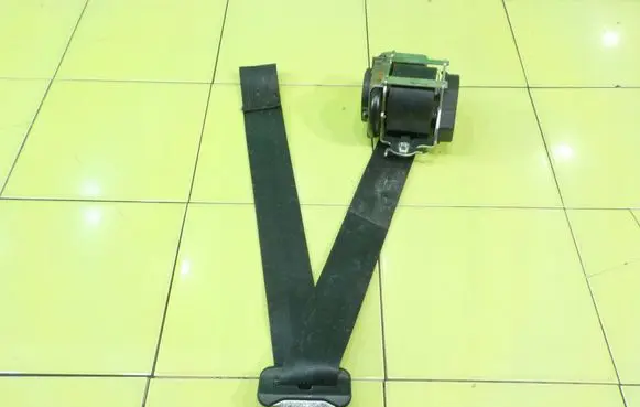 Renault Megane III Front seatbelt 868840022R BEZPIECZENSTWA