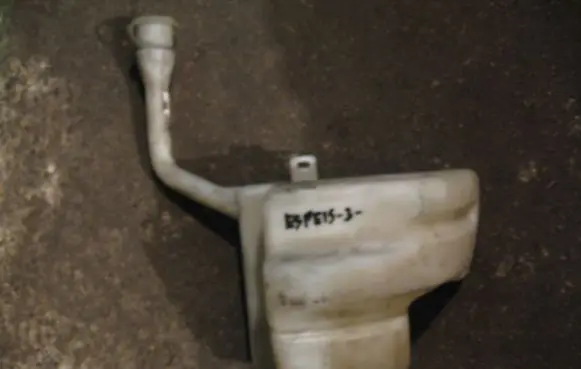 Renault Espace II Windshield washer fluid reservoir/tank 602510615
