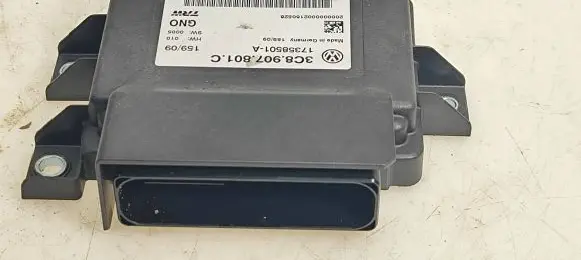 Volkswagen PASSAT CC Hand brake control module 3C8907801C 15909 17358501A