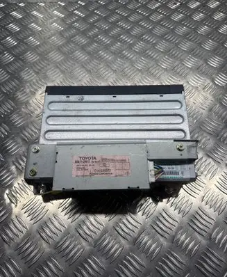 Lexus SC 430 CD/DVD changer 8601124011 DH036572