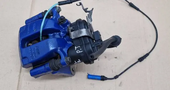 BMW 8 G16 Rear brake caliper