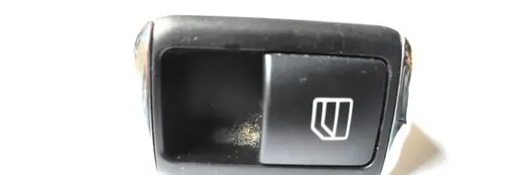 Mercedes-Benz C W204 Electric window control switch A2048700451