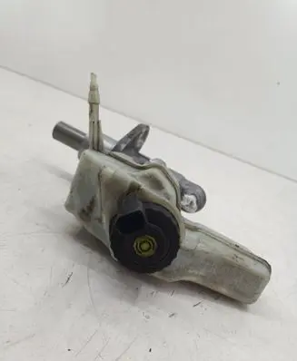 Volkswagen PASSAT B7 Master brake cylinder 3C2611301