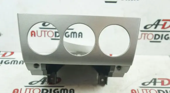 Peugeot 308 Climate control/heater control trim 9658867377
