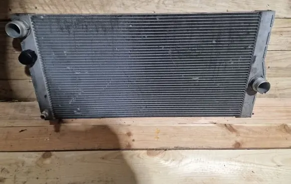 BMW 7 F01 F02 F03 F04 Coolant radiator 7805627 N2238002