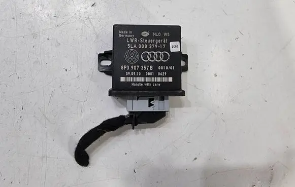 Audi A3 S3 A3 Sportback 8P Light module LCM 8P3907357B 5LA00837917