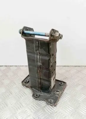 Mercedes-Benz SL R230 Front bumper shock/impact absorber 