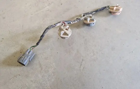 Toyota Hilux (AN10, AN20, AN30) Rear tail light wiring loom 