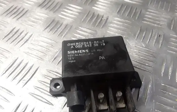 Mercedes-Benz E W211 Other relay A0025423819