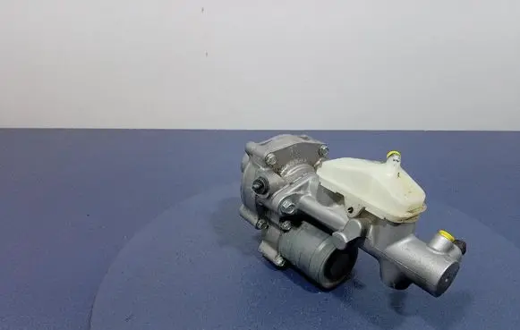 Honda Accord Master brake cylinder 