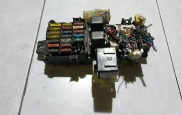 Mitsubishi Space Wagon Fuse box set 3g134464