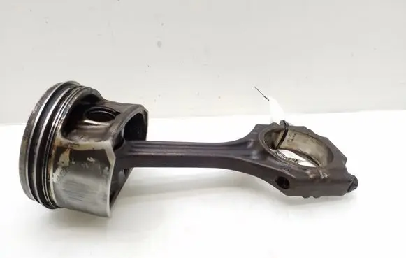 Volkswagen PASSAT B6 Piston with connecting rod 03C103AA 036L7AH ES24