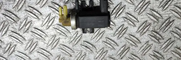 Ford Focus Vacuum valve 9672875080