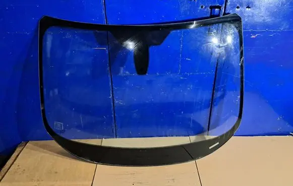 Ford Transit - Tourneo Connect Front windscreen/windshield window E143R001853