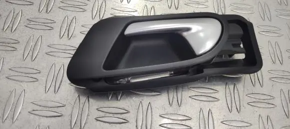 Volkswagen PASSAT B8 Front door interior handle 5N0837197