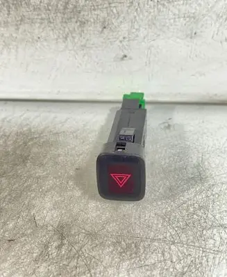 Volvo V60 Hazard light switch 9123681