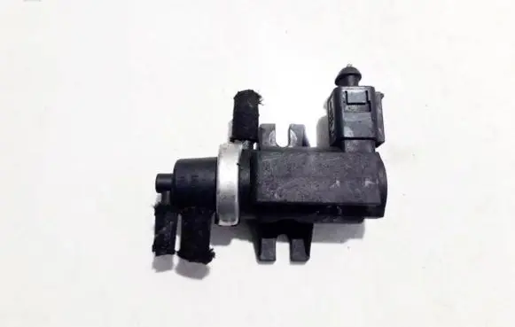 Volkswagen Golf IV Turbo solenoid valve 1j0906627