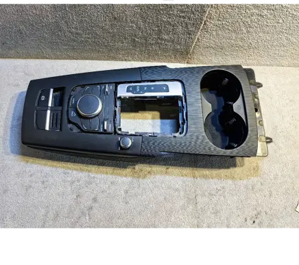 Audi A3 S3 8V Other center console (tunnel) element 8V1864261G 8V1864261C 8V0919614BS