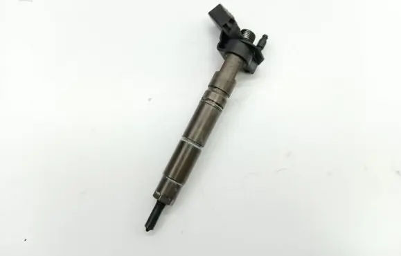 Mercedes-Benz ML W164 Fuel injector A6420700487