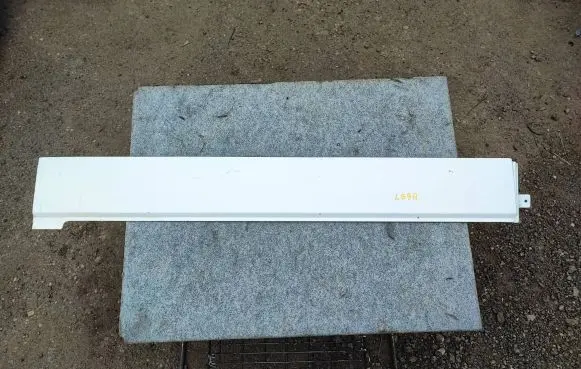 Volkswagen Transporter - Caravelle T5 Sliding door rail trim 7H354528104