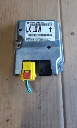 Chrysler 300C Airbag control unit/module 04896098AE 0285010392 T52MDD248A0180