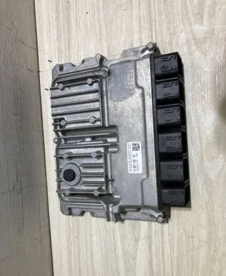 BMW X2 F39 Engine control unit/module ECU 9897192