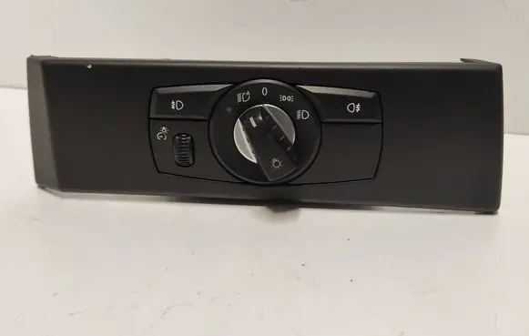 BMW 5 E60 E61 Light switch 6988565 33295201 D11568