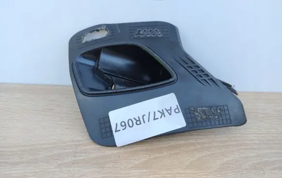 Opel Zafira C Headlight washer spray nozzle 20848433
