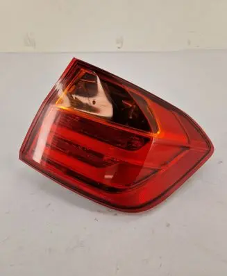 BMW 3 F30 F35 F31 Rear/tail lights 18361112