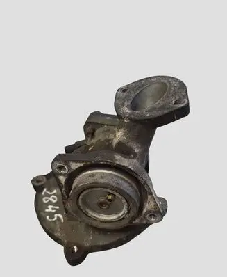 Opel Zafira C Water pump 55484533
