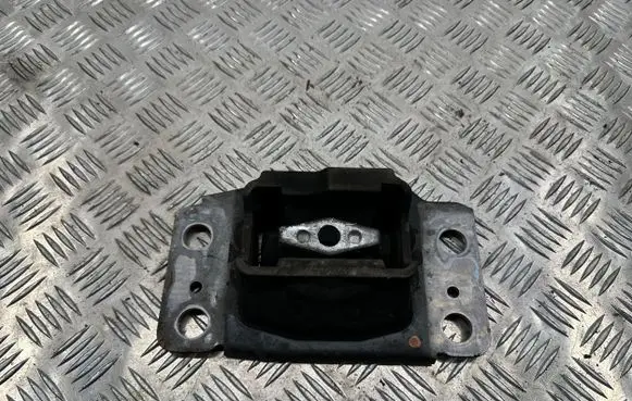 Ford Mondeo MK IV Engine mount bracket 7G917M121 7G917M121BA 66917M121