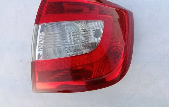 Skoda Rapid (NH) Rear/tail lights 5JH945096
