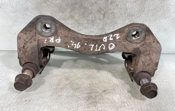 Mitsubishi Outlander Front Brake Caliper Pad/Carrier 