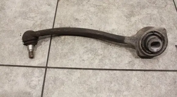 Mercedes-Benz CLK A209 C209 Front lower control arm/wishbone
