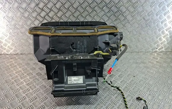BMW X3 E83 Interior heater climate box assembly 6980081 64116980081