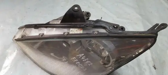 Ford Focus Headlight/headlamp